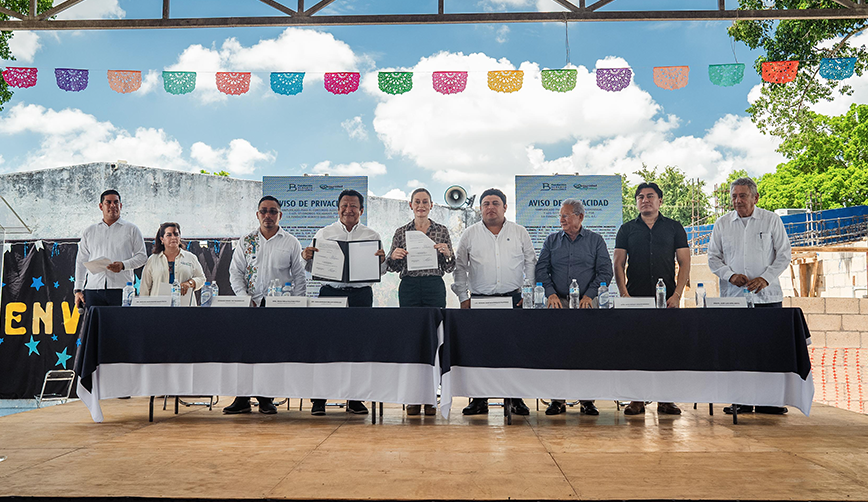 Firma del Acuerdo de Compromiso Social con la primaria Demetrio Rivero Triay de Kanasín, Yucatán