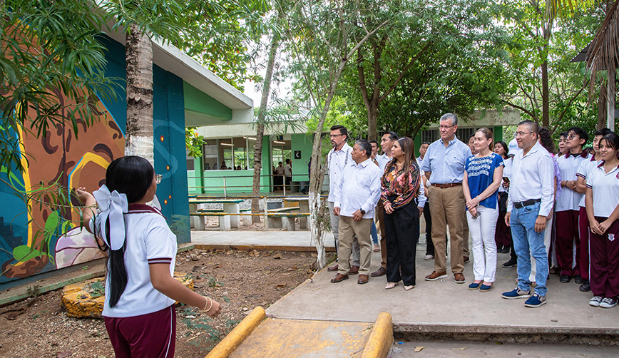Supervisan avances del modelo hábitats educativos en Kanasín