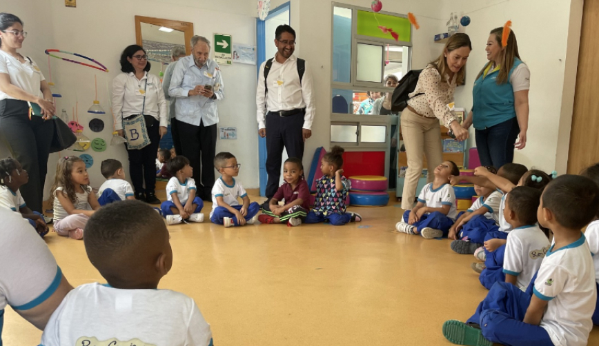 Mexican delegation visits Medellín for a first-hand look at transformative education